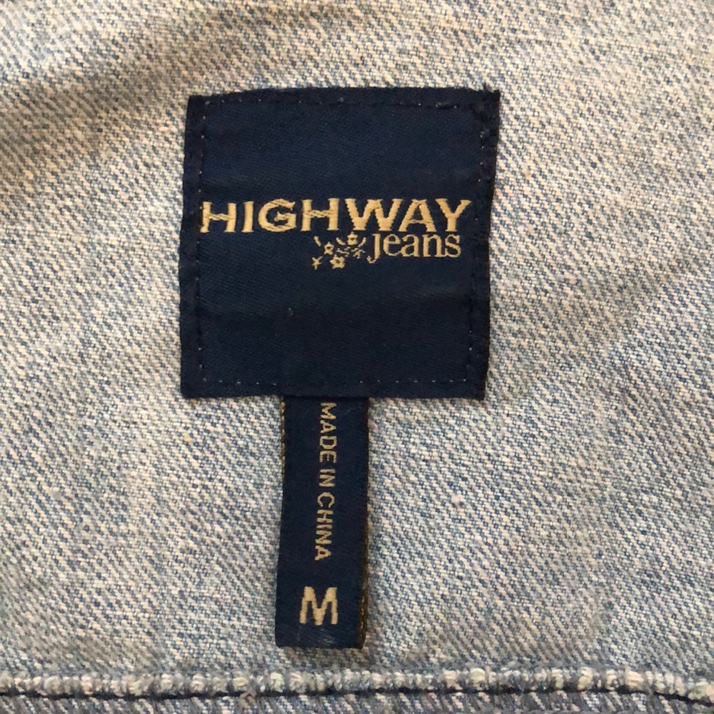 Crop Jean Jacket - Picture 2 of 3